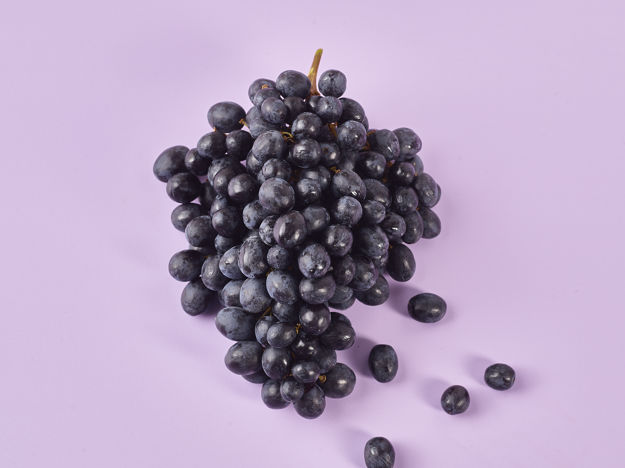 Black Sable Grapes 2